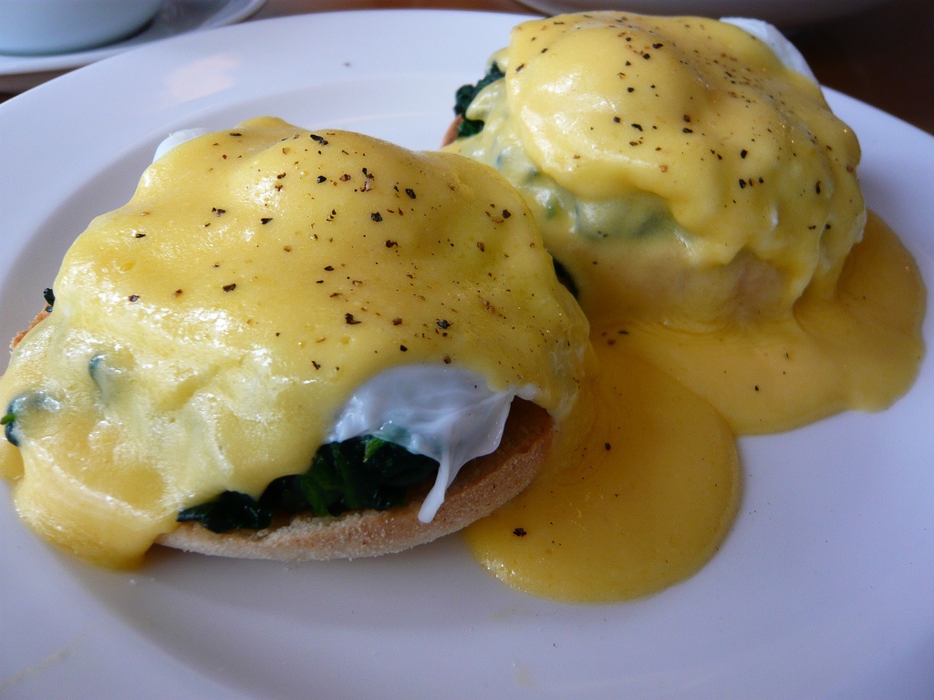 Eggs Florentine An Easy Recipe The Fruity Tart